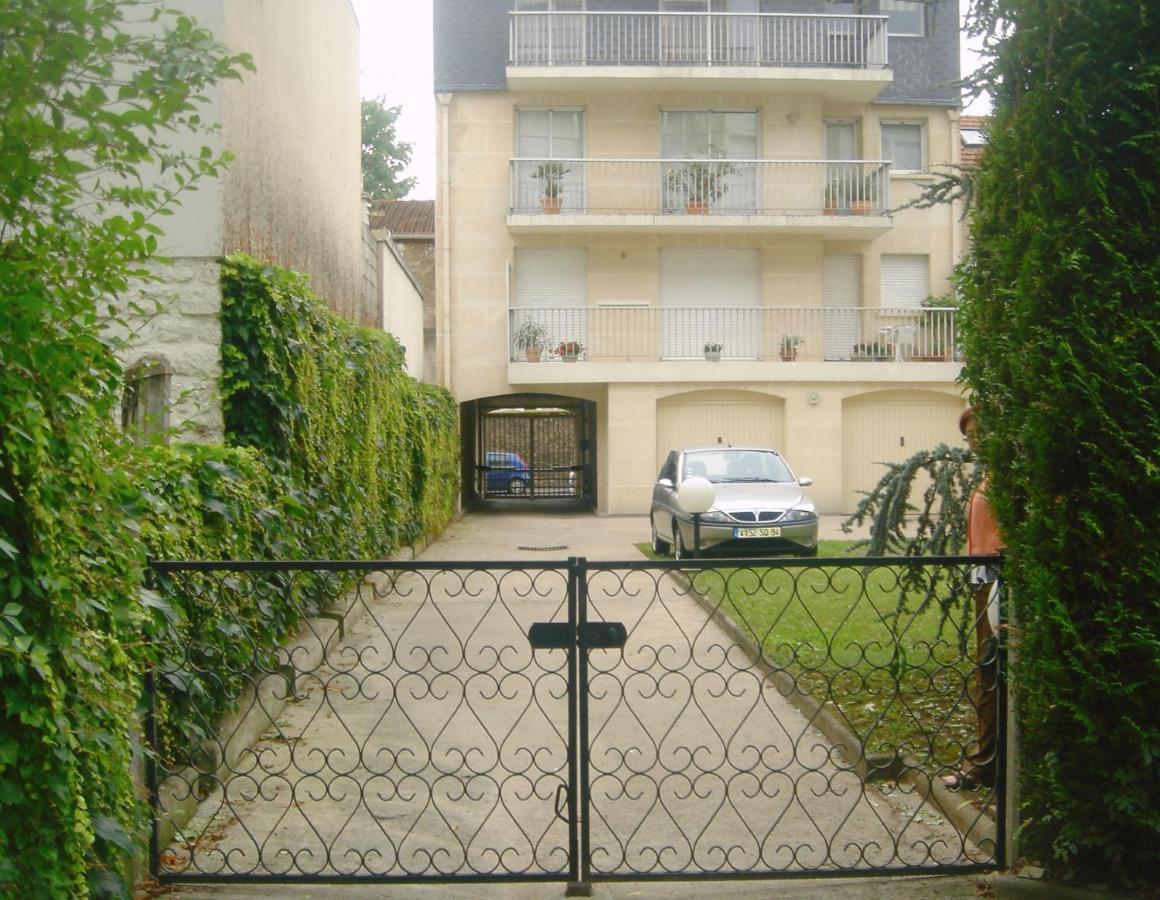Maison De Longde-Appartement Avec 2 Chambres Villejuif Exteriér fotografie